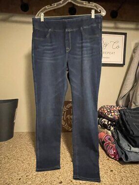 Old Navy Rockstar Jeggings 24/7 Sculpt, Size 14